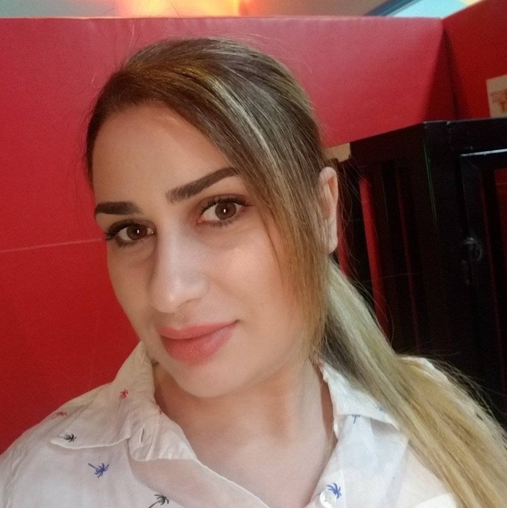 Meet your Posher, Armine